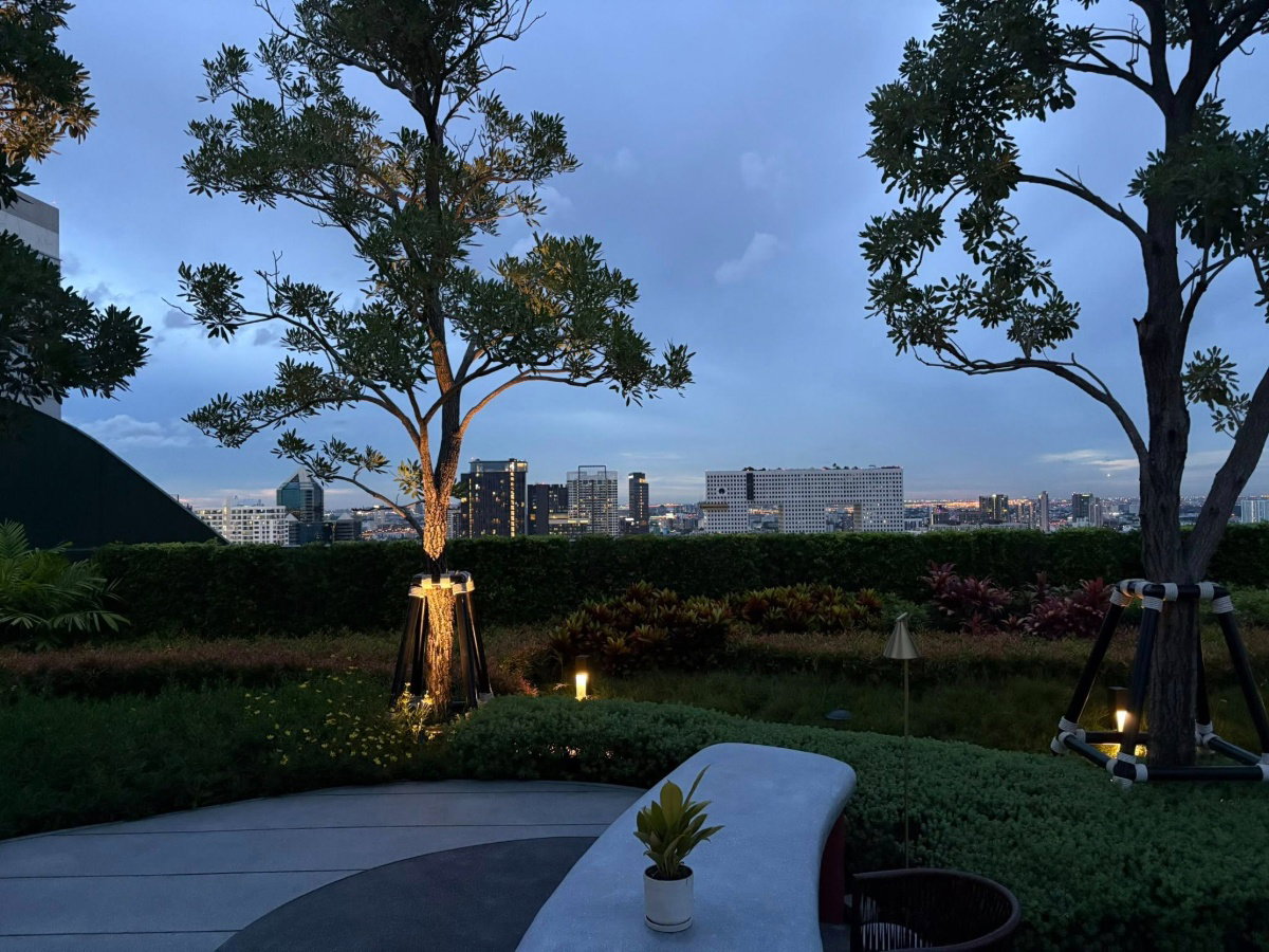 picture Code: KJ7125 for rent THE LINE VIBE Phahonyothin // Line ID: @kjcondo (with @) // - 11/12