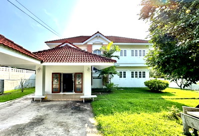 Houses for sale Chonburi : UK01-088  Luxury house for sale on 1 rai of land in Panya Resort project ✨ Price only 40 million baht ✨ Potential location