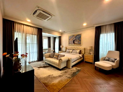 บ้านเดี่ยวให้เช่า : Nantawan Rama 9 - New Krungthepkreetha 5 bedrooms, for rent