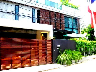เช่าบ้านเดี่ยว โรงเรียนเซนต์แอนดรูส์อินเตอร์เนชันแนล กรุงเทพ : Green Resort - Stunning 3 Bedroom House With Pool in Thonglor - BR8215SH