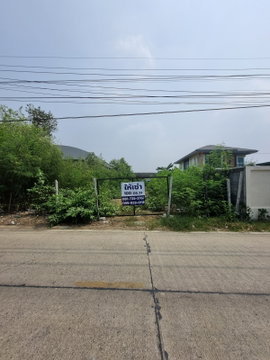 ++ ที่ดิน ถมแล้ว ให้เช่า ลำลูกกาคลอง 4 ขนาด 100 ตรม อยู่ใกล้ปั้มน้ำมัน ถนนคอนกรีต ไม่เปลี่ยว ใกล้ถนนใหญ่ ++ ++