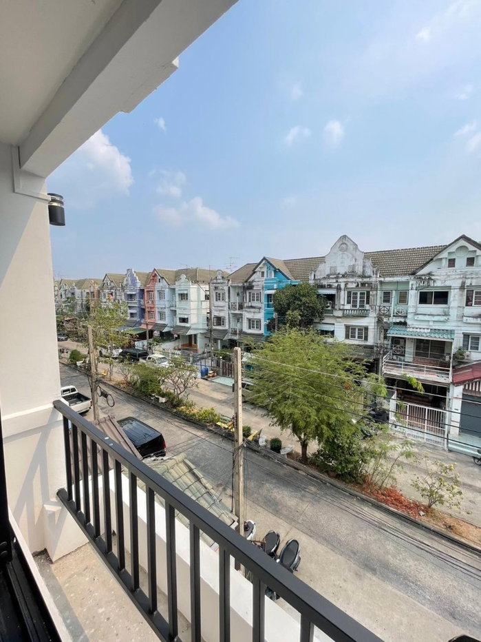 รูป [ขาย] ทาวน์โฮม 3 ชั้น หมู่บ้านลัลลี่วิลล์ ลำลูกกา-คลอง 1 ใกล้รถไฟฟ้าสายสีเขียว - รูปที่ 14/59