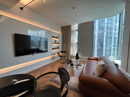 THE RESIDENCES 38 Ultra Luxury Residence Close to Bts Thonglor