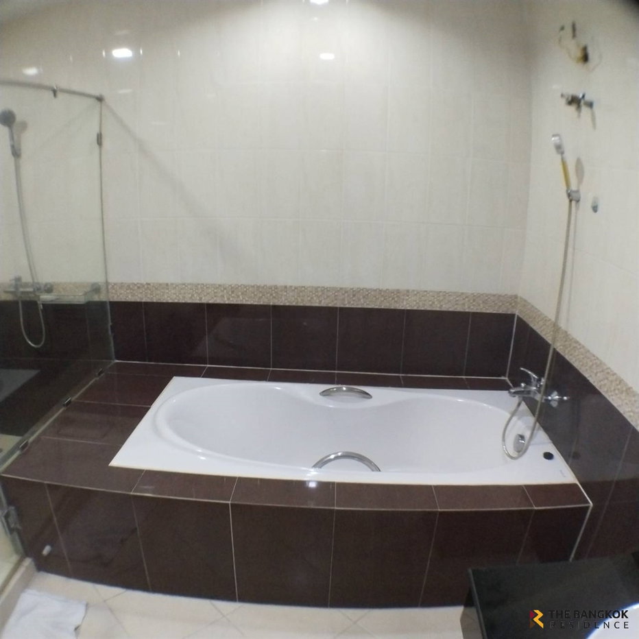 รูป  Baan Klang Krung Grande Vienna Rama 3 ขายบ้านใหญ่ 3 ชั้น ฟังก์ชั่นครบ ใกล้ BRT วัดปริวาส  - รูปที่ 6/29