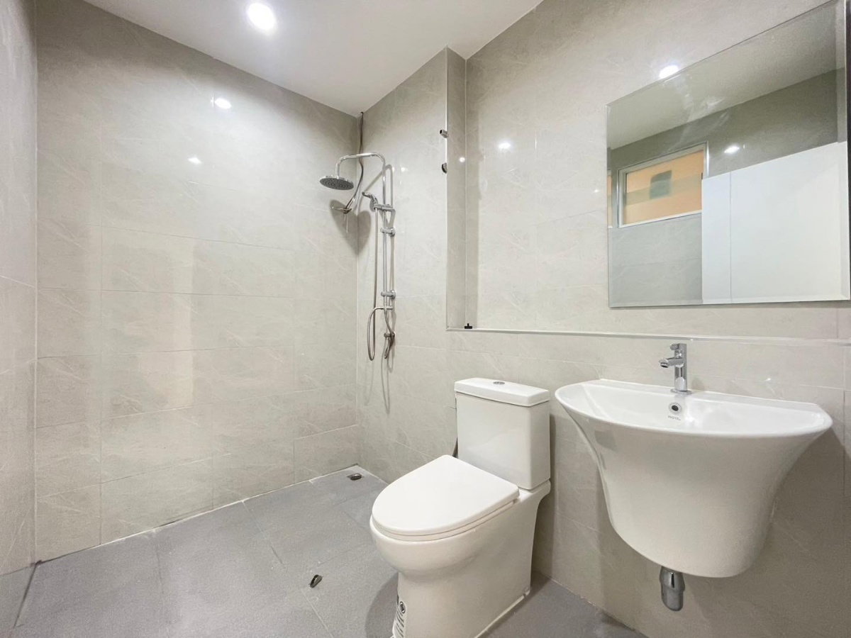 รูป [ขาย] ทาวน์โฮม 3 ชั้น หมู่บ้านลัลลี่วิลล์ ลำลูกกา-คลอง 1 ใกล้รถไฟฟ้าสายสีเขียว - รูปที่ 9/59