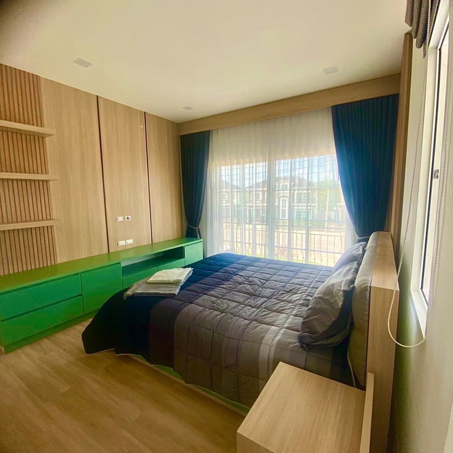 รูป ให้เช่าบ้านเดี่ยว 4 ห้องนอน 4 ห้องน้ำโครงการนีโอโฮม2 - รูปที่ 24/31