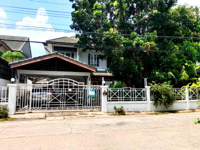 บ้านเดี่ยว รพ.กรุงไทย เวสเทิร์น : ขายบ้านเดี่ยว 2 ชั้น ดิเอมเมอรัลด์ พาร์ค2 84 ตร.ว. บางบัวทอง นนทบุรี ราคาดีพื้นที่ใช้สอยเยอะ รับรีโนเวทได้ค่ะ