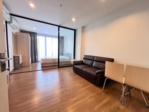 🏢🏢ขายห้องพร้อมอยู่!! คอนโด The Tree Interchange 1Bed 35.98 ตร.ม.ตึก B ชั้น 14 ใกล้รัฐสภา สอบถาม LINE ID: @atfirm📲