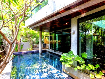 เช่าบ้านเดี่ยว ดิ เอ็มควอเทียร์ : Green Resort - Luxurious 3 Bed House With Pool in Thonglor - BR7987SH
