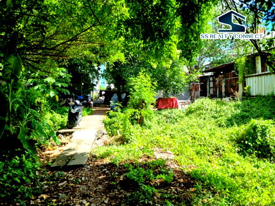 ที่ดิน BTS อโศก : ขายที่ดินถนนสุขุมวิท ย่านปรีดีพนมยงค์ 348 ตร.ว. คลองตันเหนือ วัฒนา