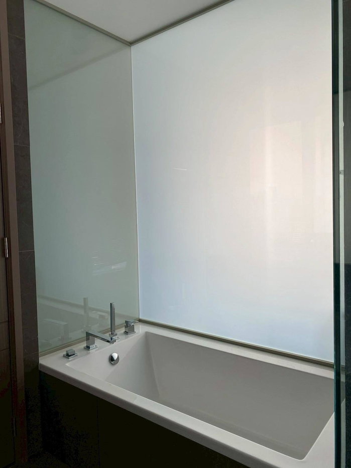 picture For rent  The Esse at Singha Complex, LH-RW006619 - 10/13