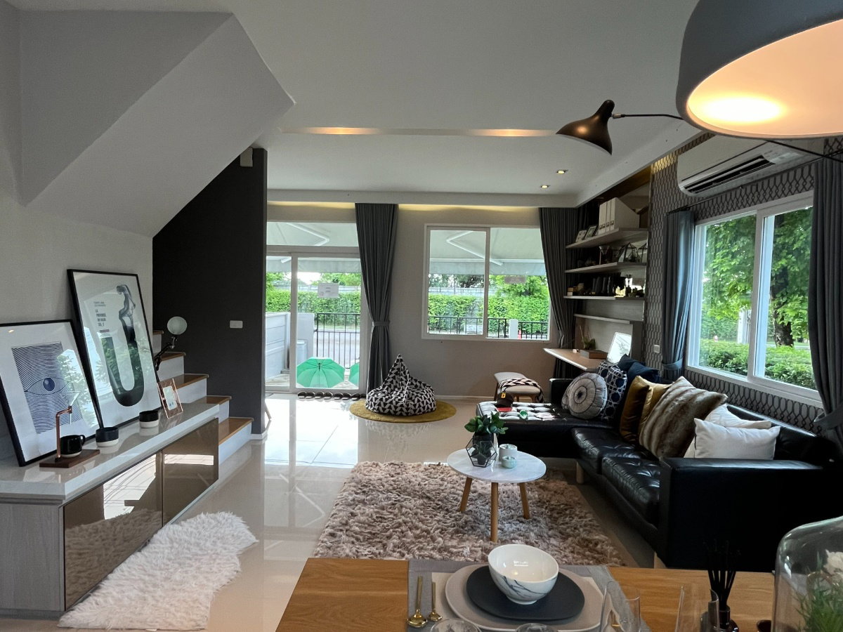 picture SALE!! 17,000 THB/mth. Available now, call 0618486698 - 8/14