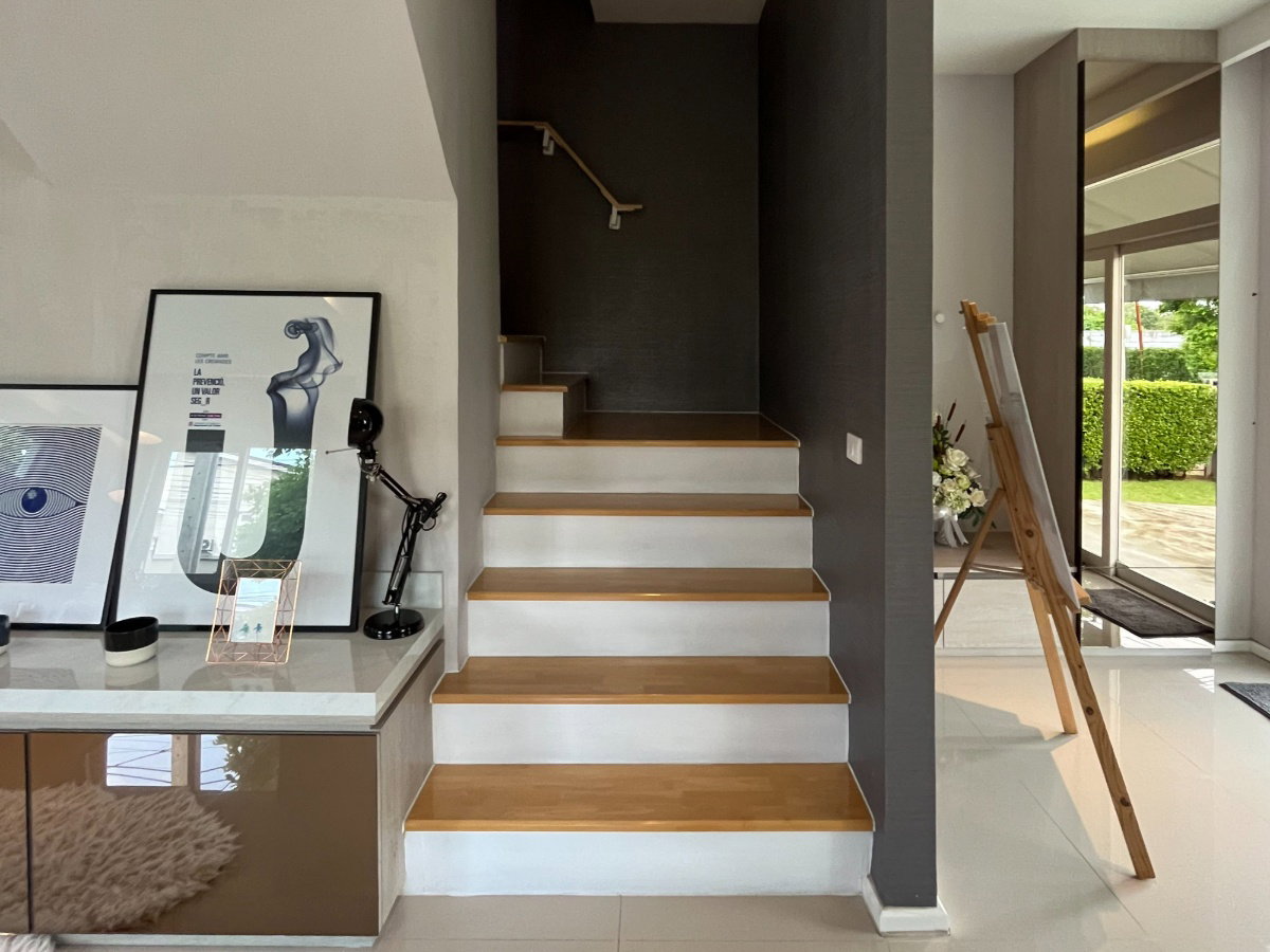 picture SALE!! 17,000 THB/mth. Available now, call 0618486698 - 10/14