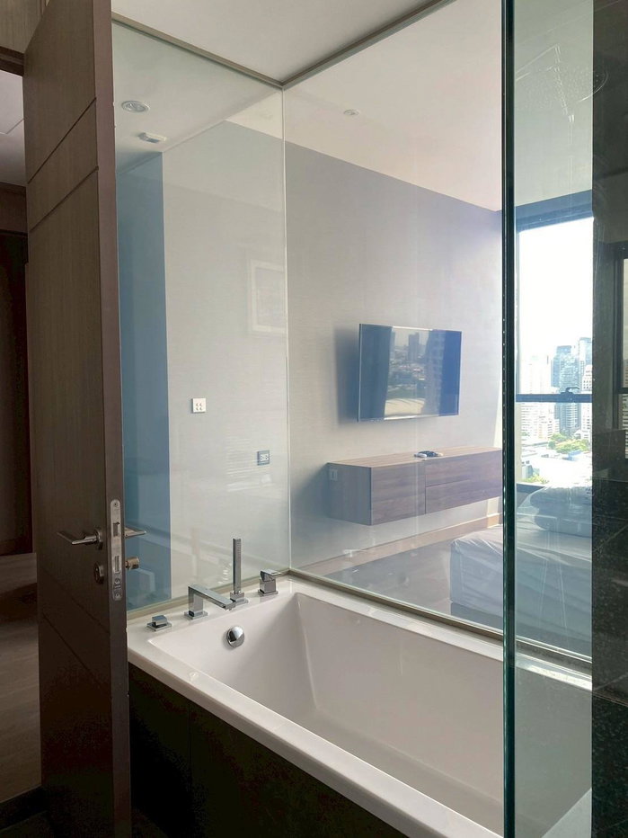 picture For rent  The Esse at Singha Complex, LH-RW006619 - 9/13
