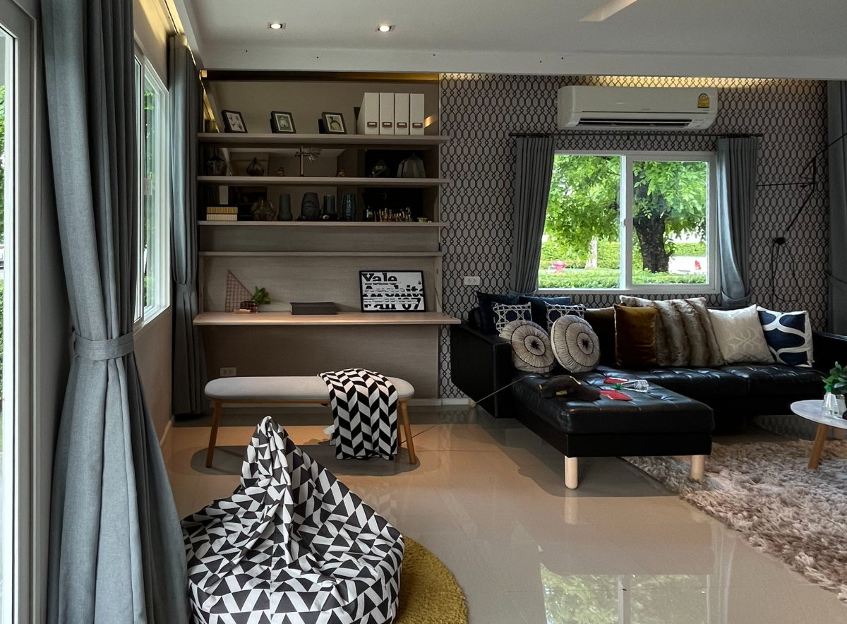 picture SALE!! 17,000 THB/mth. Available now, call 0618486698 - 1/14