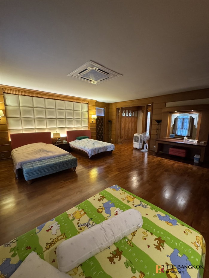 รูป บ้านเดี่ยว 2 ชั้น ย่านศรีนครินทร์ ใกล้ BTS ปากน้ำ - รูปที่ 12/16