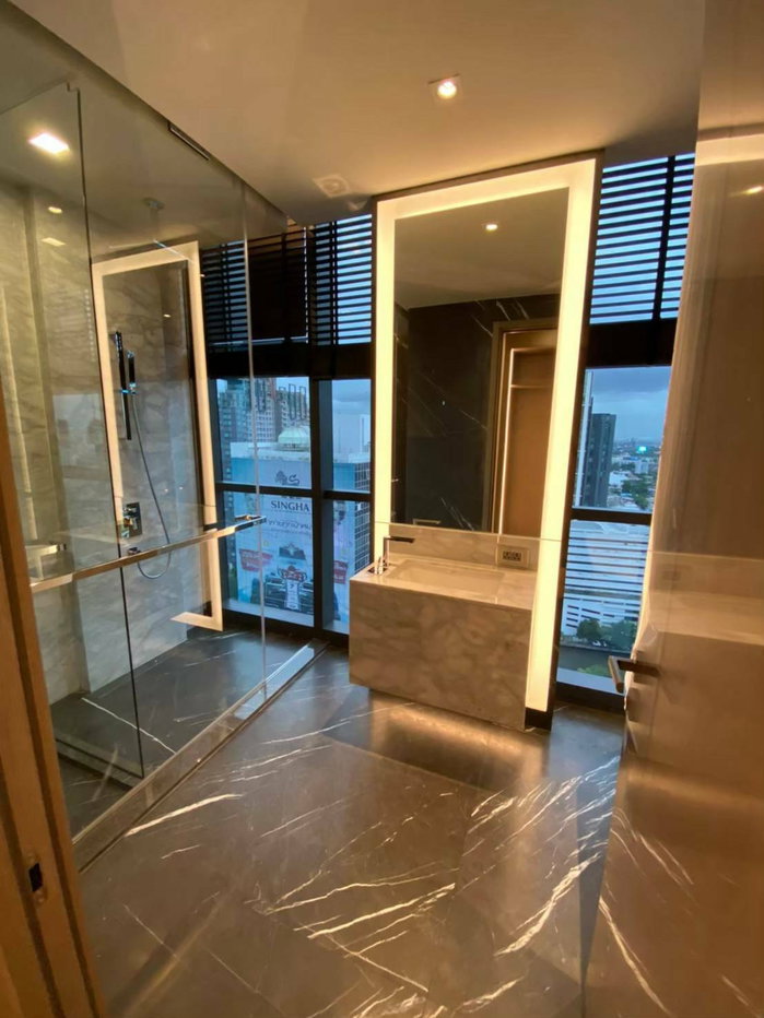 รูป ♢ Nice Decoration ♢ ชั้น 20+ | 125.20 ตร.ม. 2 ห้องนอน 2 ห้องน้ำ | คอนโดใกล้ เจ อเวนิว ทองหล่อ 2 นาที, BTS ทองหล่อ 5 นาที, ดองกิ มอลล์ 7 นาที - รูปที่ 14/16
