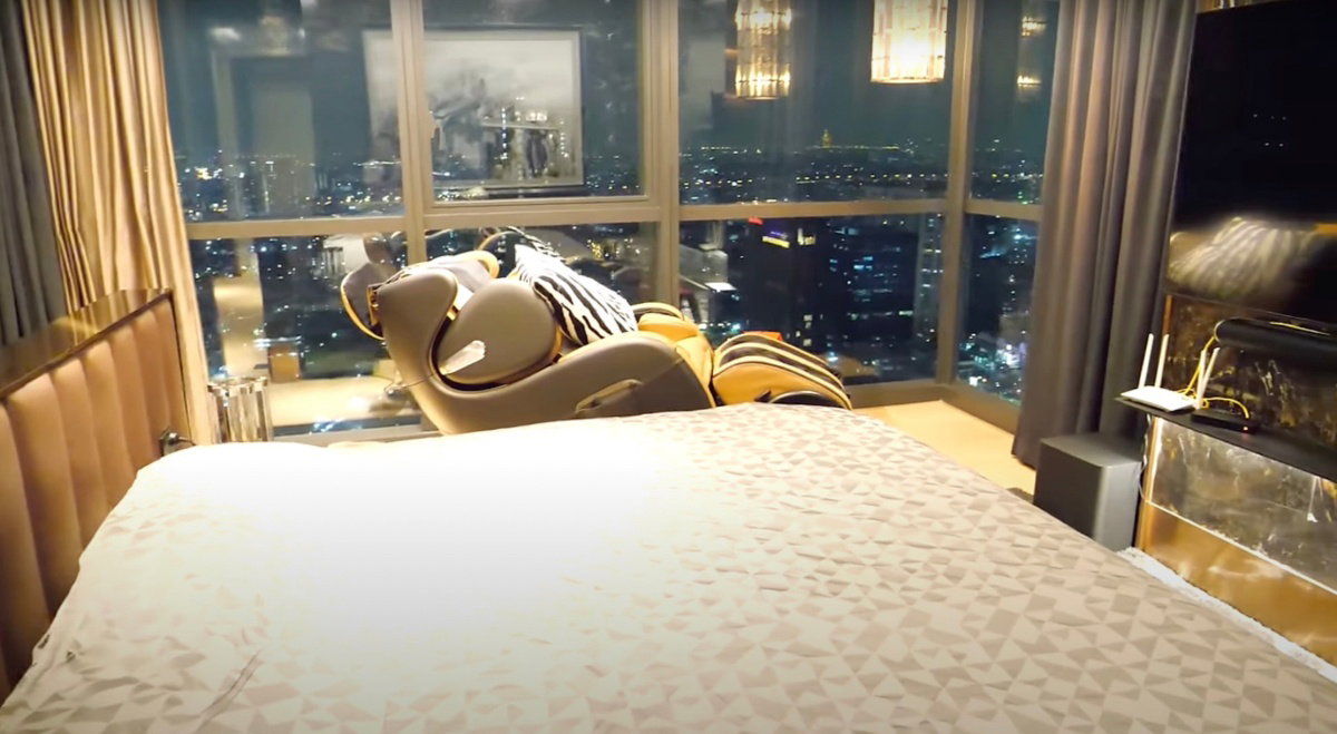 รูป ❖ Godfather ❖ ชั้น 35+ | 252.61 ตร.ม. 3 ห้องนอน, 3 ห้องน้ำ | คอนโดใกล้ เจ อเวนิว ทองหล่อ 2 นาที, BTS ทองหล่อ 5 นาที, ดองกิ มอลล์ 7 นาที - รูปที่ 8/10