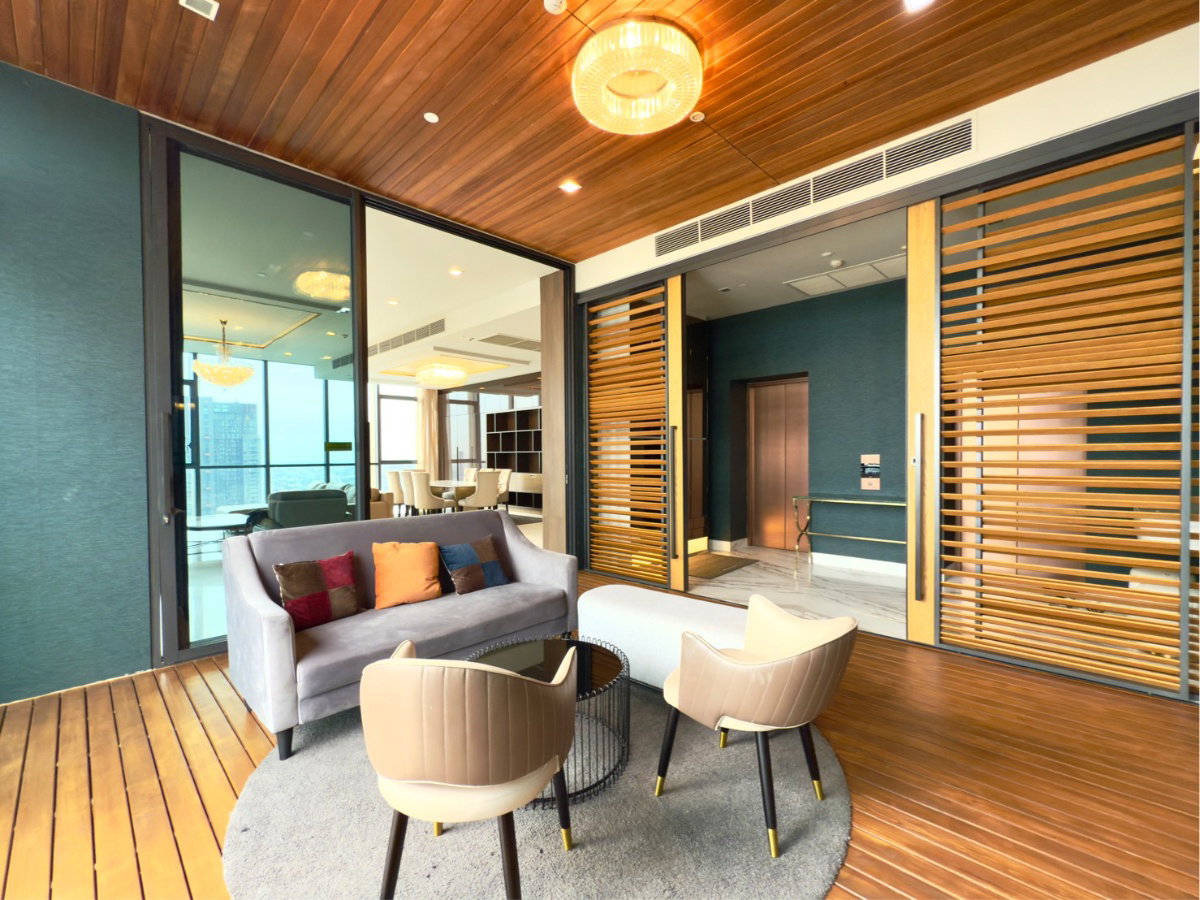 รูป ❖ Spacious Luxury ❖ ชั้น 30+ | 252.61 ตร.ม. 3 ห้องนอน, 3 ห้องน้ำ | คอนโดใกล้ เจ อเวนิว ทองหล่อ 2 นาที, BTS ทองหล่อ 5 นาที, ดองกิ มอลล์ 7 นาที - รูปที่ 3/20