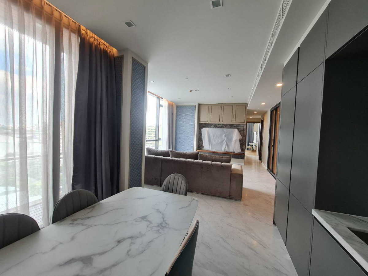 รูป ♦ Modern Luxury style ♦ ชั้น 5+ | 125.20 ตร.ม. 2 ห้องนอน | คอนโดใกล้ เจ อเวนิว ทองหล่อ 2 นาที, BTS ทองหล่อ 5 นาที, ดองกิ มอลล์ 7 นาที - รูปที่ 5/15