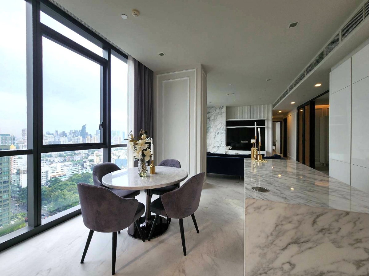 รูป ♢ Luxury style ♢ ชั้น 20+ 125.20 ตร.ม. 2 ห้องนอน | คอนโดใกล้ เจ อเวนิว ทองหล่อ 2 นาที, BTS ทองหล่อ 5 นาที, ดองกิ มอลล์ 7 นาที - รูปที่ 1/19