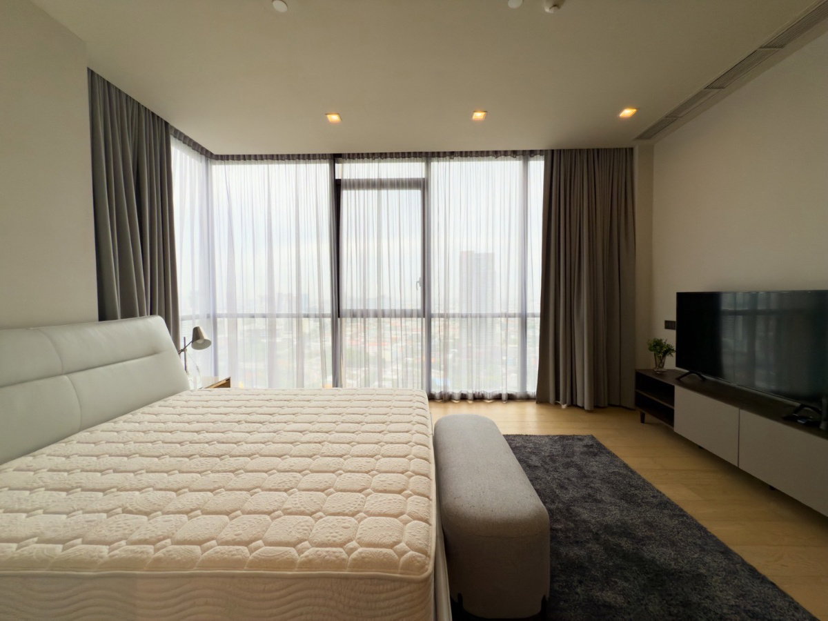 รูป ♦ Modern Decoration ♦ ชั้นสูง 25+ 125.00 ตร.ม. | 2 ห้องนอน 3 ห้องน้ำ | คอนโดใกล้ เจ อเวนิว ทองหล่อ 2 นาที, BTS ทองหล่อ 5 นาที, ดองกิ มอลล์ 7 นาที - รูปที่ 5/19