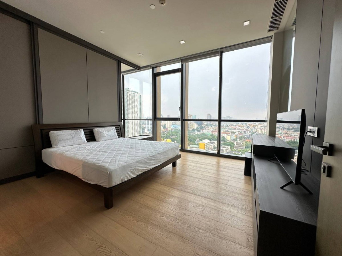 รูป ● Modern style ● ชั้น 15+ 125.20 ตร.ม. 2 ห้องนอน | คอนโดใกล้ เจ อเวนิว ทองหล่อ 2 นาที, BTS ทองหล่อ 5 นาที, ดองกิ มอลล์ 7 นาที - รูปที่ 7/15