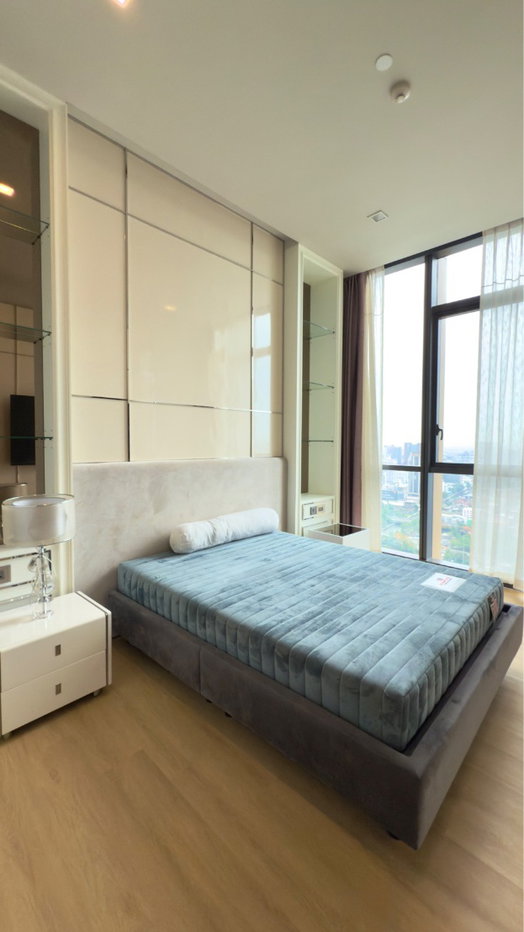 รูป ❖ Spacious Luxury ❖ ชั้น 30+ | 252.61 ตร.ม. 3 ห้องนอน, 3 ห้องน้ำ | คอนโดใกล้ เจ อเวนิว ทองหล่อ 2 นาที, BTS ทองหล่อ 5 นาที, ดองกิ มอลล์ 7 นาที - รูปที่ 19/20
