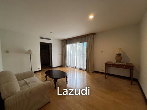 4 Bedroom 4 bedroom Condo 272 Sq.m. at Liang Garden