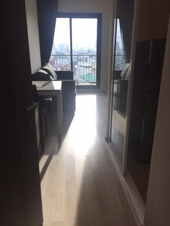 picture Code: KJ7327  for rent Centric Ratchada - Huai Khwang // Line ID: @kjcondo (with @) // - 6/16