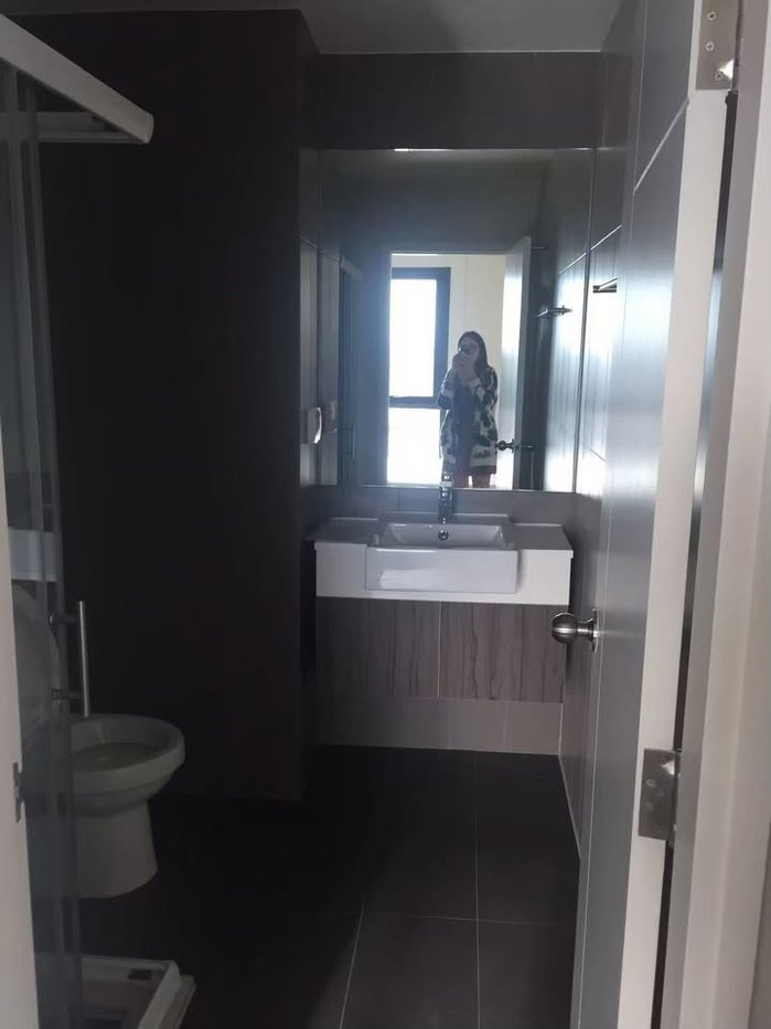 picture Code: KJ7327  for rent Centric Ratchada - Huai Khwang // Line ID: @kjcondo (with @) // - 7/16