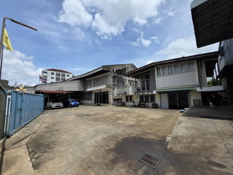 ขายด่วน! โกดังขนาดใหญ่ 2 หลัง + บ้านเดี่ยว บนพื้นที่ 500 ตร.วา ใจกลางเมือง สุขุมวิท 101/3 ซอยวชิรธรรมสาธิต