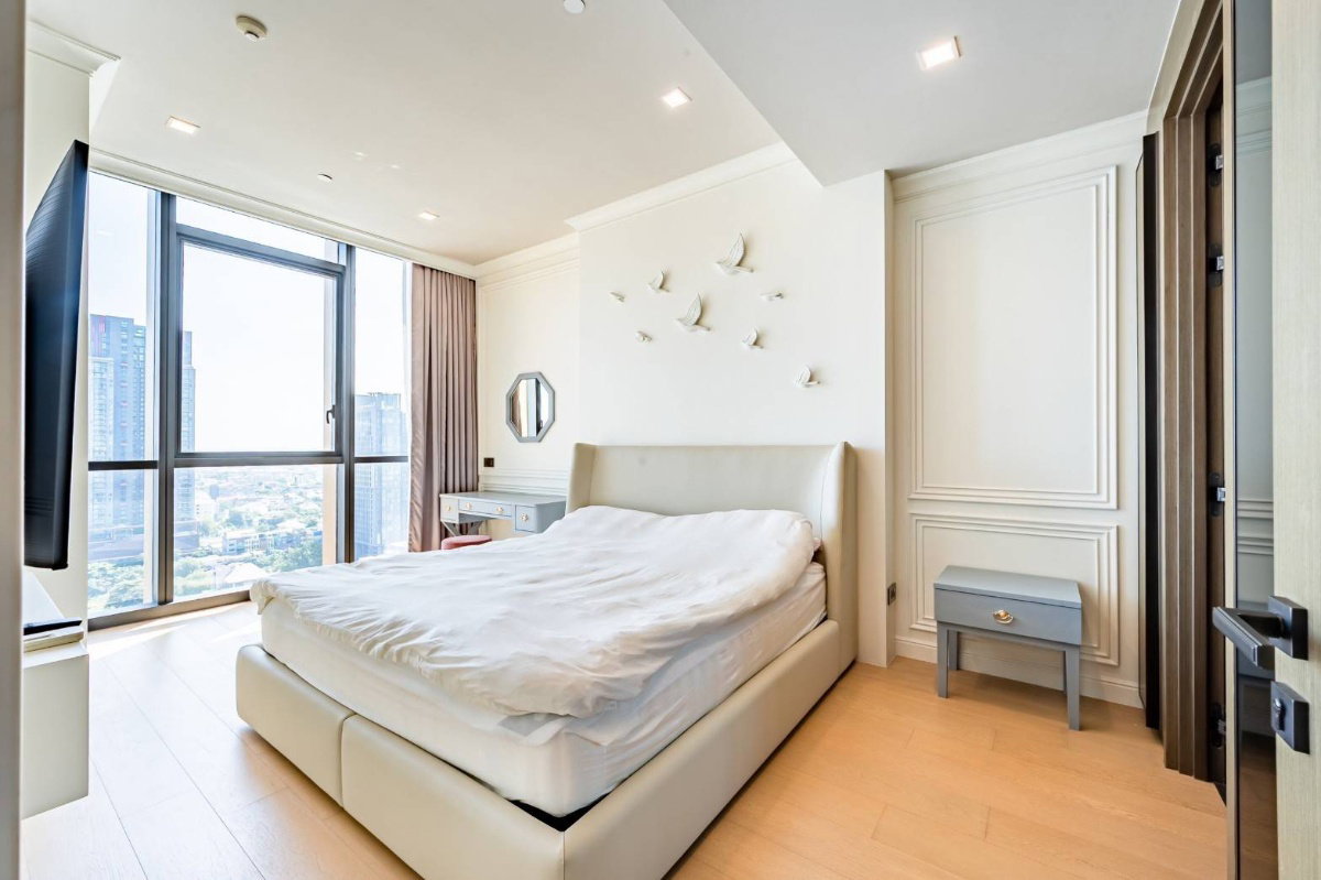 รูป ♦ Luxury style ♦ ชั้น 20+ 125.20 ตร.ม. 2 ห้องนอน | คอนโดใกล้ เจ อเวนิว ทองหล่อ 2 นาที, BTS ทองหล่อ 5 นาที, ดองกิ มอลล์ 7 นาที - รูปที่ 11/16
