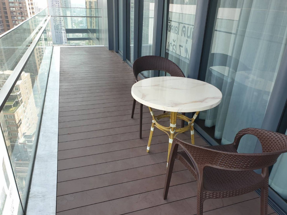 รูป ♦ Modern Luxury ♦ ชั้น 20+ | 3 ห้องนอน 187.85 ตร.ม. | ใกล้ BTS พร้อมพงษ์ 110 ม., เอ็มควอเทียร์ 260 ม., เอ็มโพเรียม 260 ม., โรงพยาบาลสมิติเวช 1.4 กม. - รูปที่ 5/10