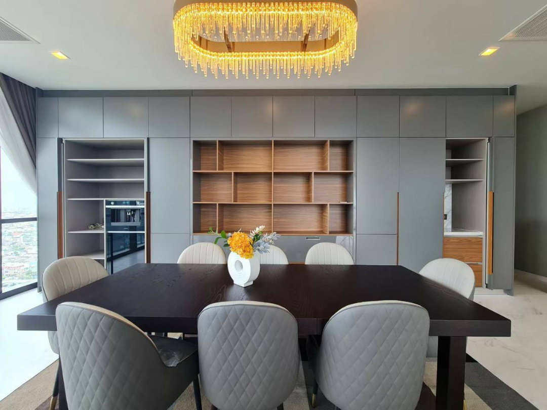รูป ♦ Modern Luxury style ♦ ชั้น 30+ 252.61 ตร.ม. 3 ห้องนอน | คอนโดใกล้ เจ อเวนิว ทองหล่อ 2 นาที, BTS ทองหล่อ 5 นาที, ดองกิ มอลล์ 7 นาที - รูปที่ 4/16