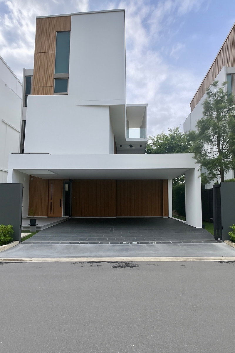 ขายบ้านเดี่ยว : บ้านเดี่ยว 3 ชั้น วีเว่ พระราม 9  ตกแต่งสวยพร้อมอยู่