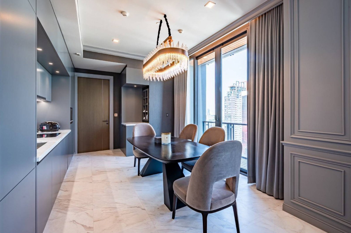 รูป ♦ Luxury style ♦ ชั้น 20+ 125.20 ตร.ม. 2 ห้องนอน | คอนโดใกล้ เจ อเวนิว ทองหล่อ 2 นาที, BTS ทองหล่อ 5 นาที, ดองกิ มอลล์ 7 นาที - รูปที่ 4/16