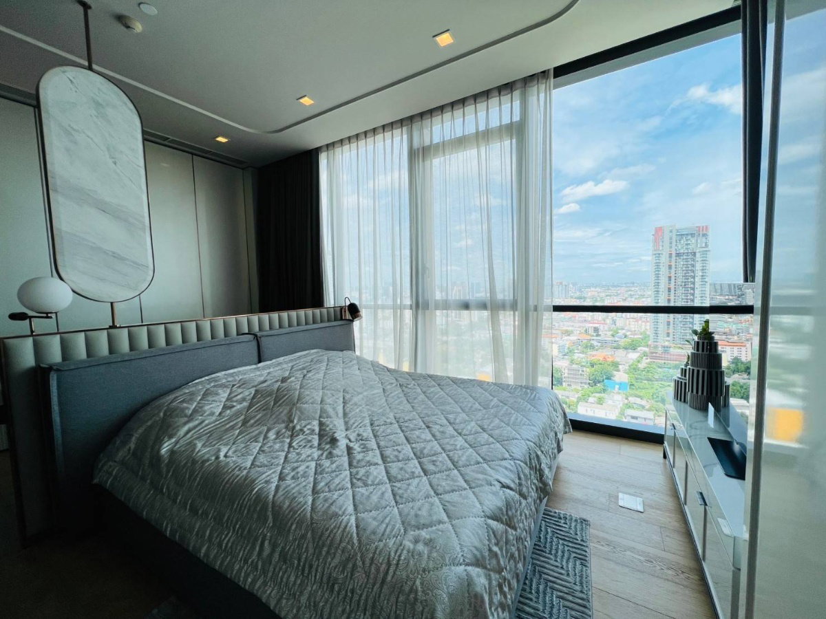 รูป ♦ Modern Luxury style ♦ ชั้น 20+ | 125.20 ตร.ม. 2 ห้องนอน | คอนโดใกล้ เจ อเวนิว ทองหล่อ 2 นาที, BTS ทองหล่อ 5 นาที, ดองกิ มอลล์ 7 นาที - รูปที่ 9/16