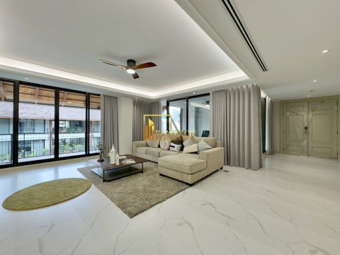 Very Spacious 4 Bedroom Luxury Apartment For Rent in Phrom Phong - BR0966AP