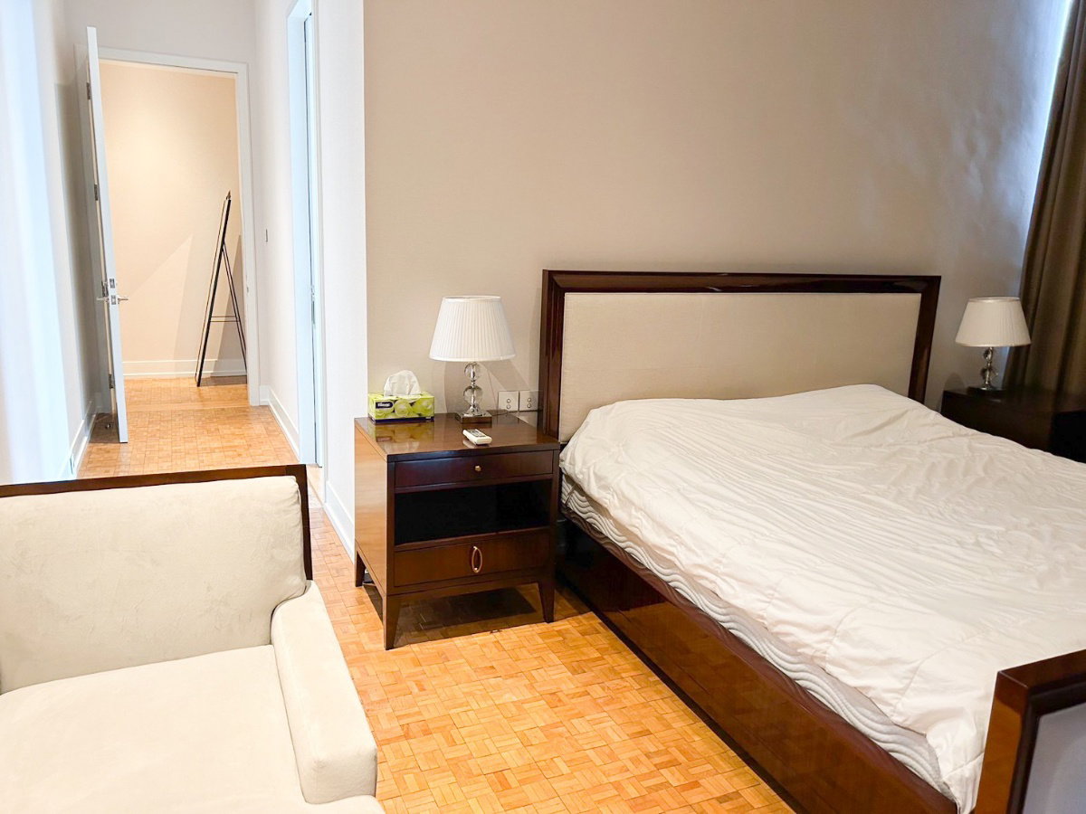 รูป ● Prime Location ● ชั้น 30++ 223.00 ตร.ม. | 3 ห้องนอน 4 ห้องน้ำ | ใกล้ BTS ช่องนนทรี 2 นาที, คิง เพาเวอร์ มหานคร 3 นาที, ตรีนิตีมอลล์ 3 4 นาที - รูปที่ 5/9
