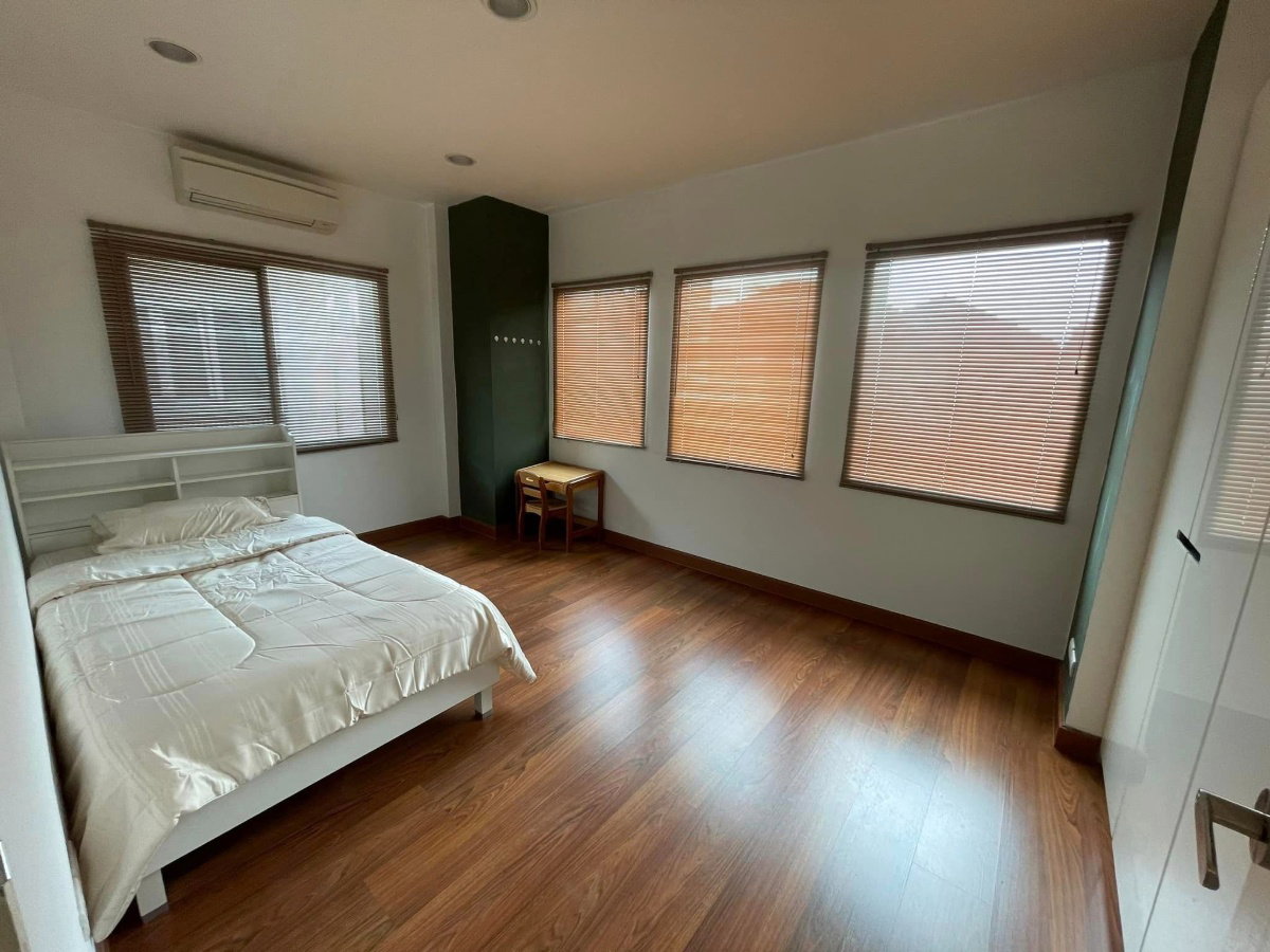 รูป ST12906 - The Centro Onnut - Wongwaen - รูปที่ 13/15