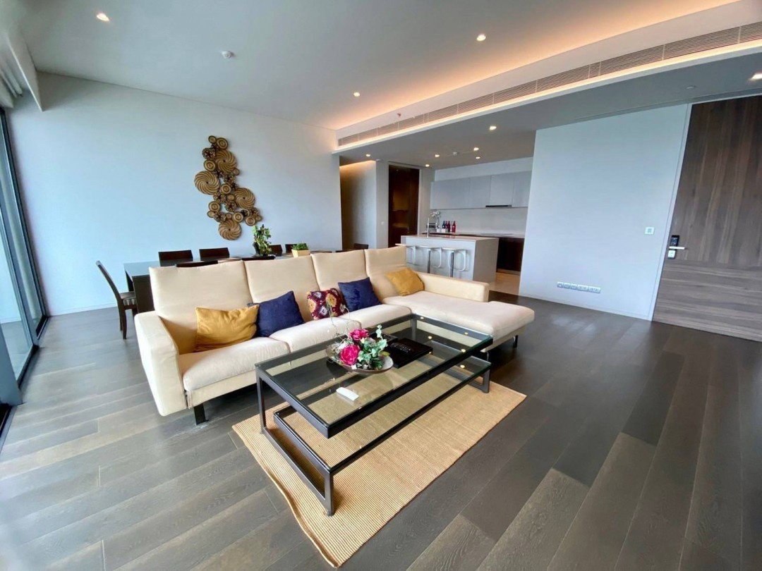 รูป ● Nice Decoration ● ชั้น 20+ 200 ตร.ม. | 3 ห้องนอน วิวเมือง | ใกล้ เอททองหล่อ 1 นาที, ดองกิ มอลล์ 2 นาที, BTS ทองหล่อ 4 นาที - รูปที่ 2/16