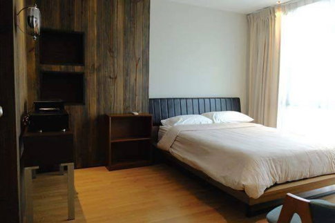 P-37409 ต้องการขายคอนโด ดี 65 Sukhumvit 65, Phra Khanong Nuea, Watthana, Bangkok Line Id: @easythaihome 085-592-2897