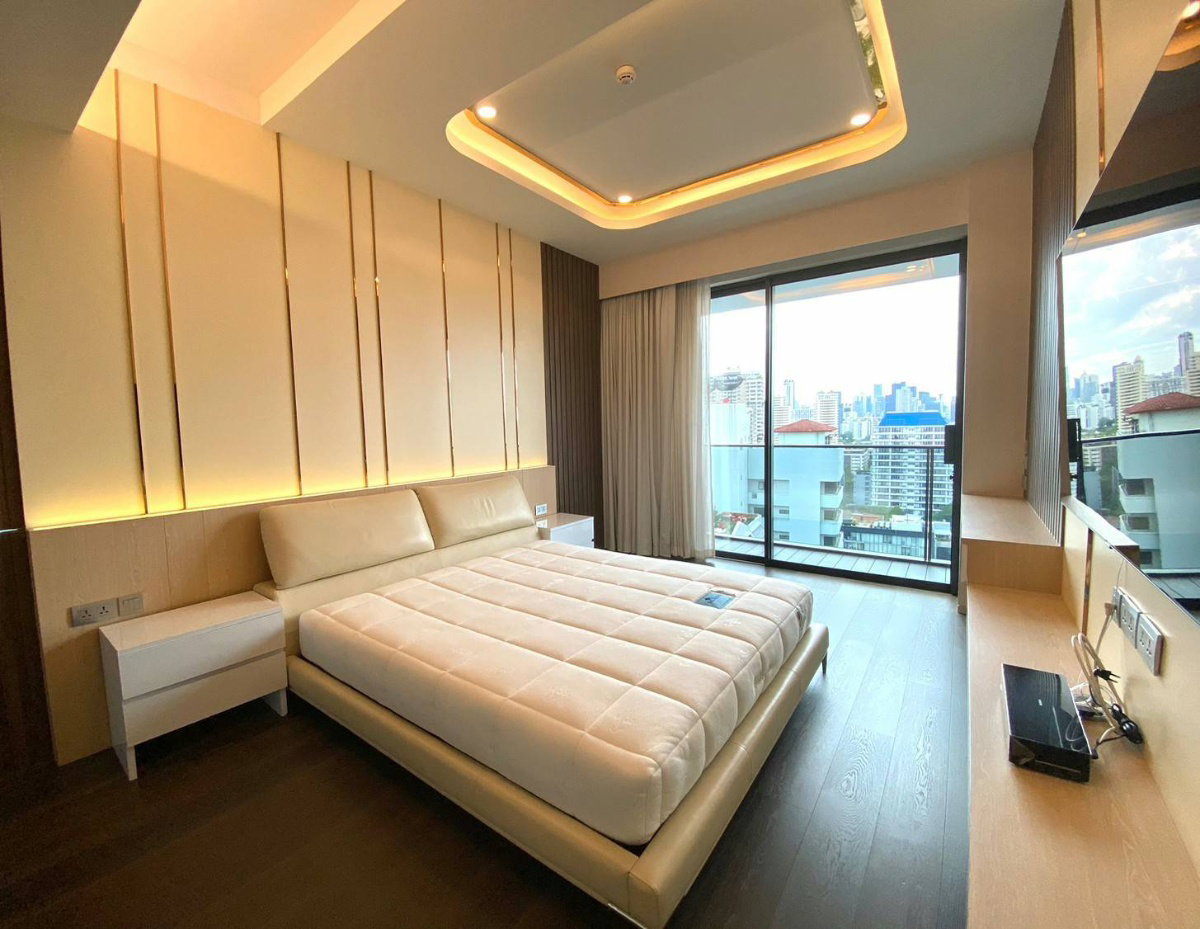 รูป ♦ Ultimate class ♦ ชั้น 10+ 201.43 ตร.ม. | 3 ห้องนอน วิวเมือง | ใกล้ เอททองหล่อ 1 นาที, ดองกิ มอลล์ 2 นาที, BTS ทองหล่อ 4 นาที - รูปที่ 9/20