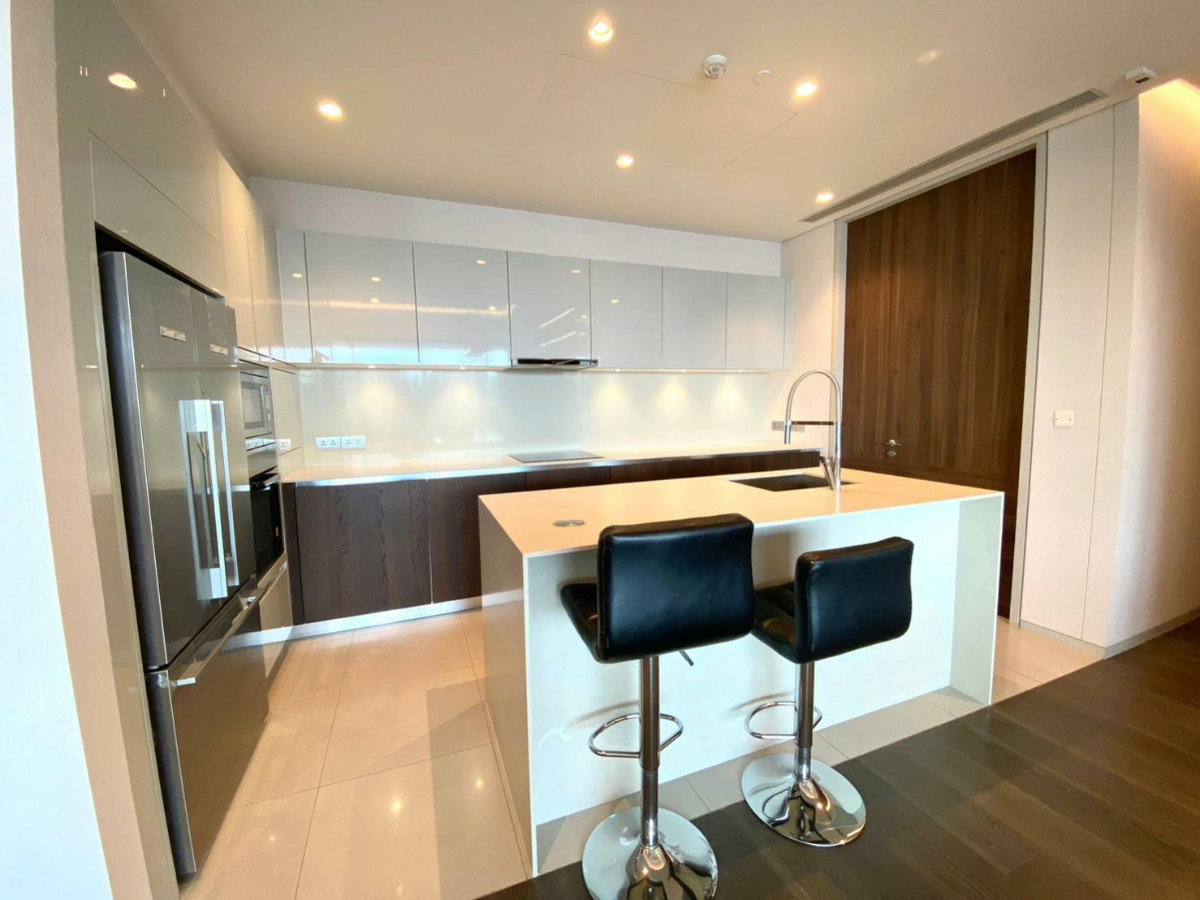รูป ♦ Ultimate class ♦ ชั้น 10+ 201.43 ตร.ม. | 3 ห้องนอน วิวเมือง | ใกล้ เอททองหล่อ 1 นาที, ดองกิ มอลล์ 2 นาที, BTS ทองหล่อ 4 นาที - รูปที่ 4/20
