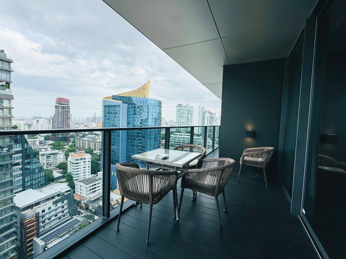 รูป ♢ Ready to move in ♢ ชั้น 20+ 201.80 ตร.ม. | 3 ห้องนอน 3 ห้องน้ำ | ใกล้ เอททองหล่อ 1 นาที, ดองกิ มอลล์ 2 นาที, BTS ทองหล่อ 4 นาที - รูปที่ 17/18