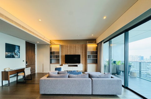♢ Ready to move in ♢ ชั้น 20+ 201.80 ตร.ม. | 3 ห้องนอน 3 ห้องน้ำ | ใกล้ เอททองหล่อ 1 นาที, ดองกิ มอลล์ 2 นาที, BTS ทองหล่อ 4 นาที