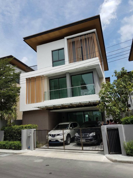 Houses for rent : House for rent AQ Arbor Suan Luang Rama 9, ready to move in. If interested, contact Line @goodmanpro or call 0999029192.
