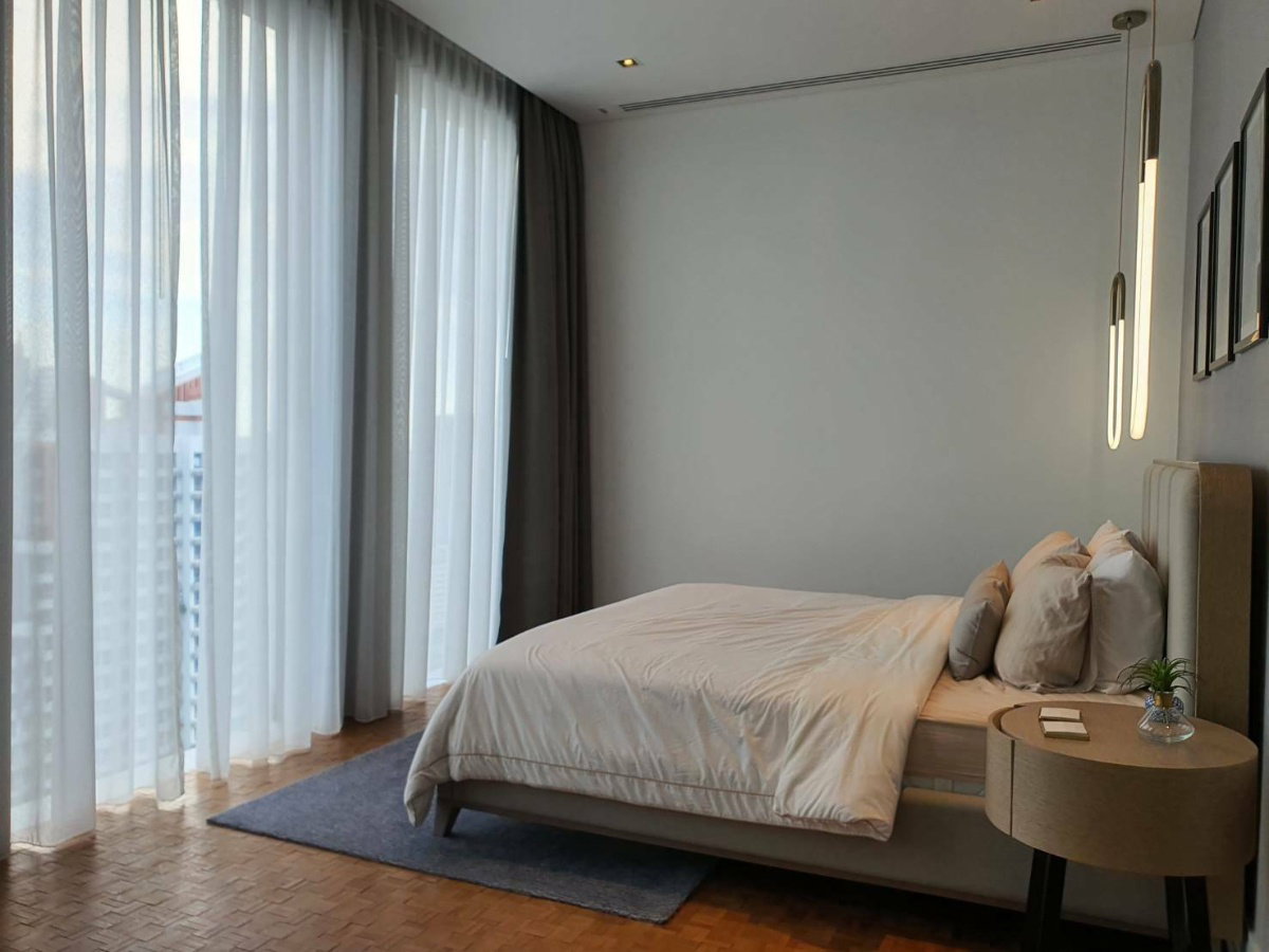 รูป ♦ Luxury style ♦ ชั้น 25++ 132.98 ตร.ม. | 2 ห้องนอน ตกแต่งครบ | ใกล้ BTS ช่่องนนทรี 2 นาที, คิง เพาเวอร์ มหานคร 3 นาที, ตรีนิตีมอลล์ 3 4 นาที - รูปที่ 7/15