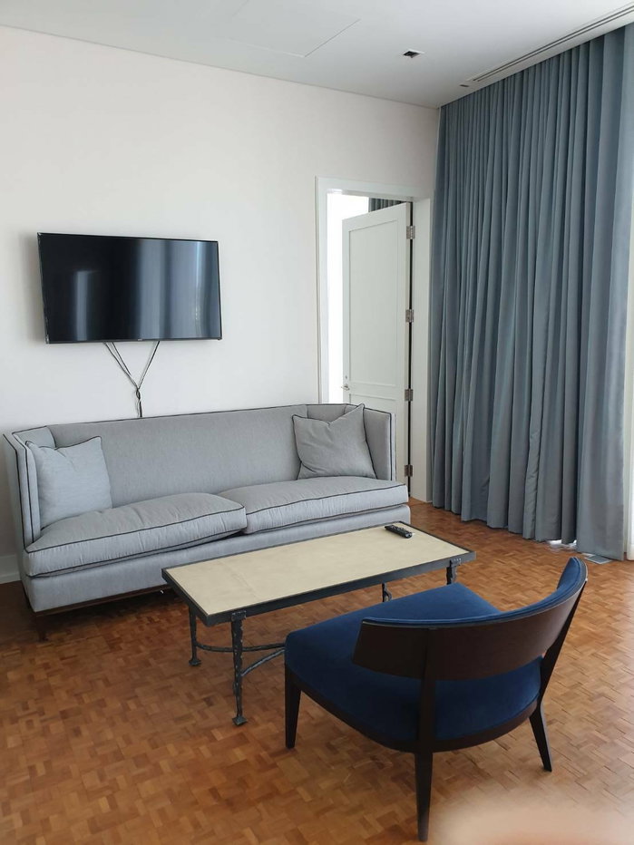 รูป ♦ Luxury style ♦ ชั้น 25++ 146.00 ตร.ม. | 2 ห้องนอน ตกแต่งครบ | ใกล้ BTS ช่่องนนทรี 2 นาที, คิง เพาเวอร์ มหานคร 3 นาที, ตรีนิตีมอลล์ 3 4 นาที - รูปที่ 2/19